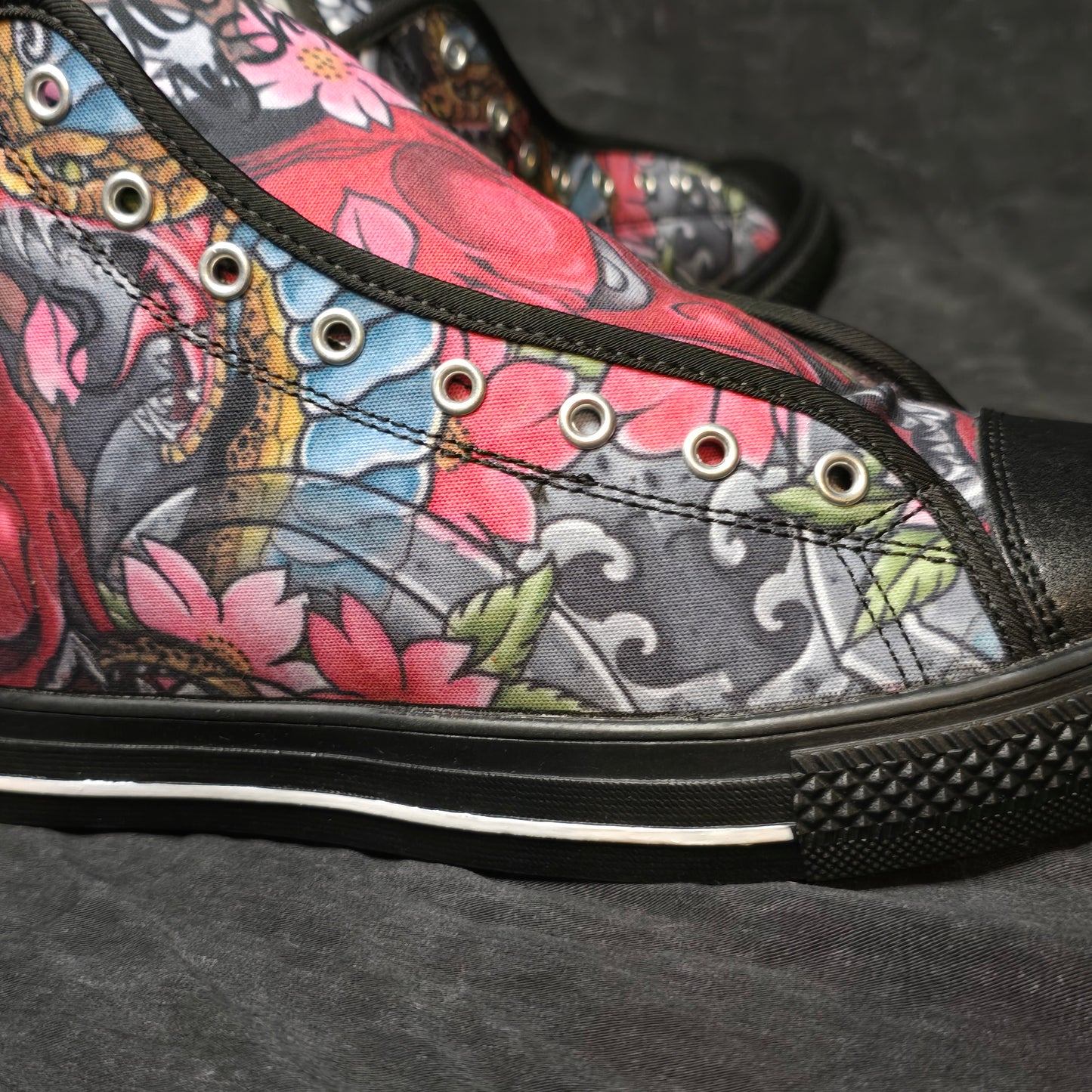 Hannya and Snake - High Tops RTS