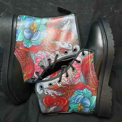 Koi Boots W8 M6