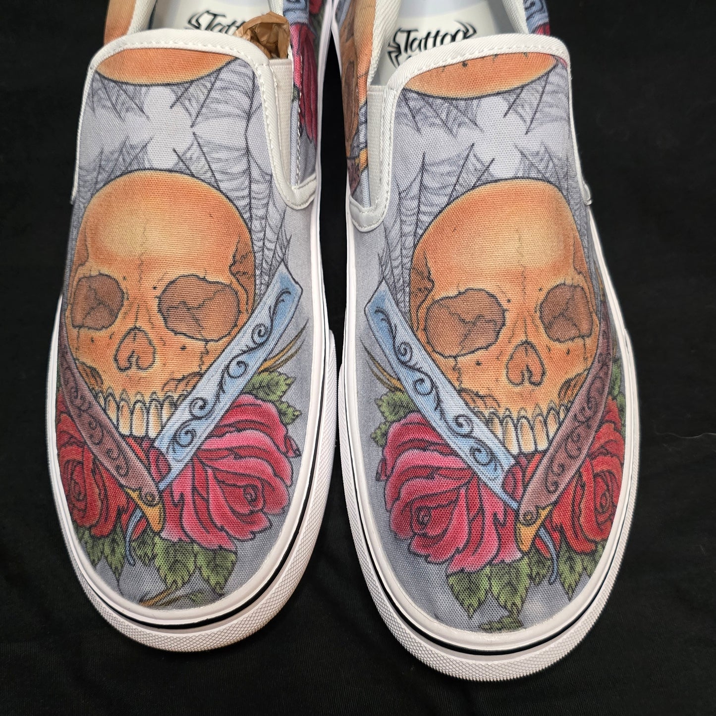 Skull and Roses Slip on RTS