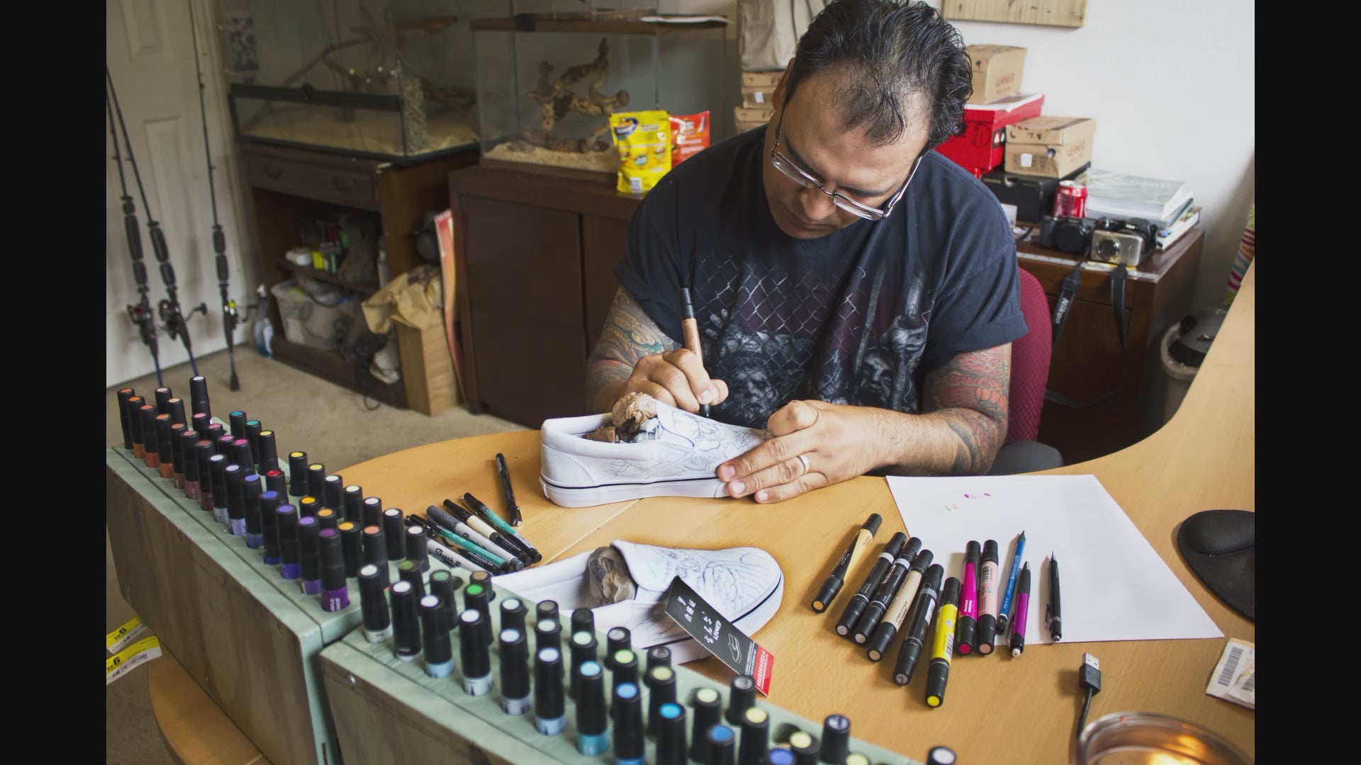 Load video: custom shoes, visit the video, what do we do?